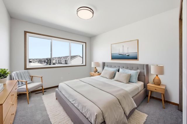 967 61st Avenue W, West Fargo, ND 58078