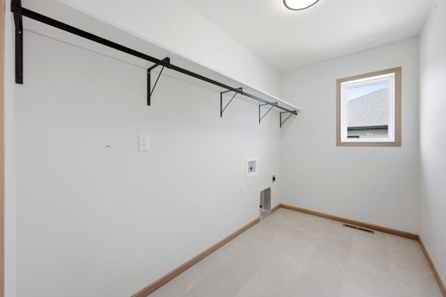 967 61st Avenue W, West Fargo, ND 58078