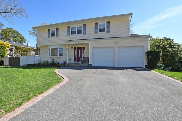 22 Clymer Street, Port Jefferson, NY 11776