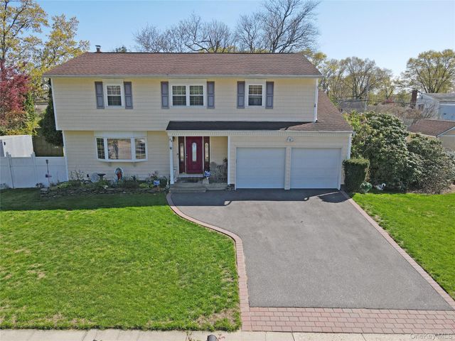 22 Clymer Street, Port Jefferson, NY 11776