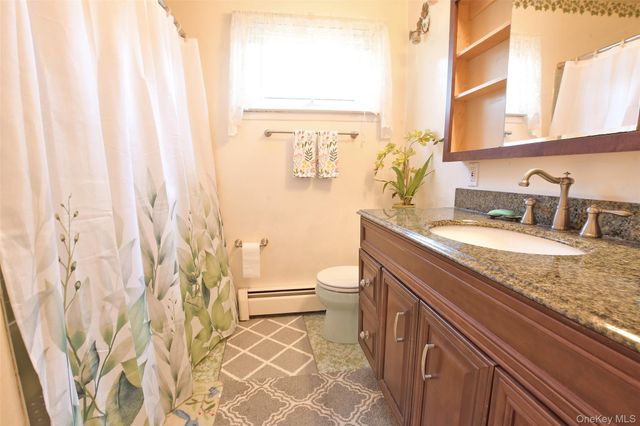 22 Clymer Street, Port Jefferson, NY 11776