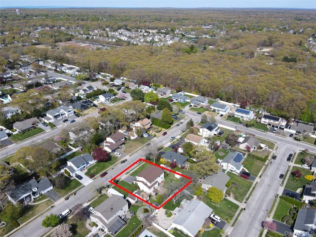 22 Clymer Street, Port Jefferson, NY 11776