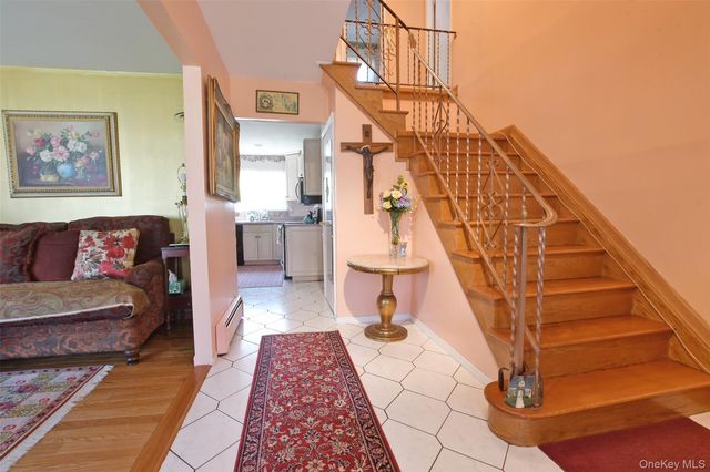 22 Clymer Street, Port Jefferson, NY 11776