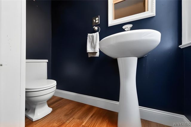 633 Orchard Parkway, Niagara Falls, NY 14301