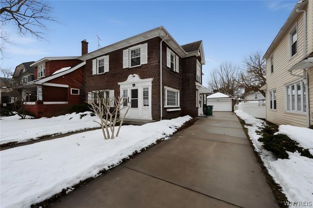 633 Orchard Parkway, Niagara Falls, NY 14301