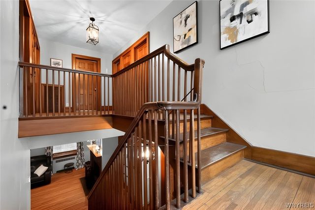 633 Orchard Parkway, Niagara Falls, NY 14301