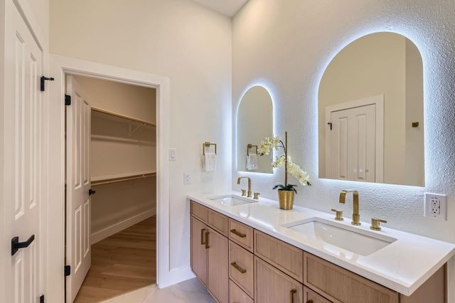 9124 Fainwood LN, Austin, TX 78749