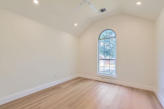 9124 Fainwood LN, Austin, TX 78749