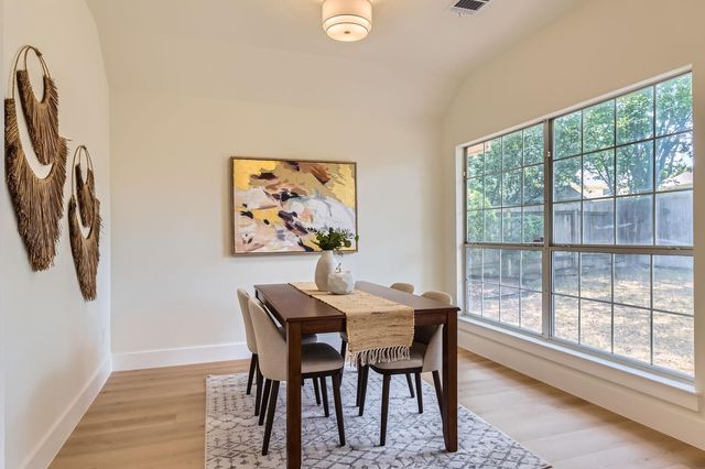 9124 Fainwood LN, Austin, TX 78749