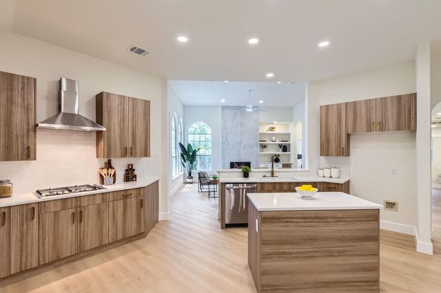 9124 Fainwood LN, Austin, TX 78749