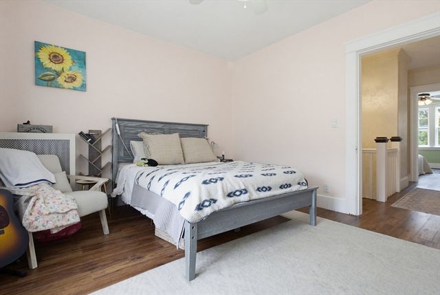 4 Hamill Rd, Worcester, MA 01602