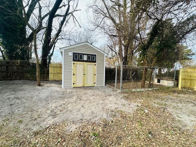 9 E Bayberry CT, Hampton, VA 23669