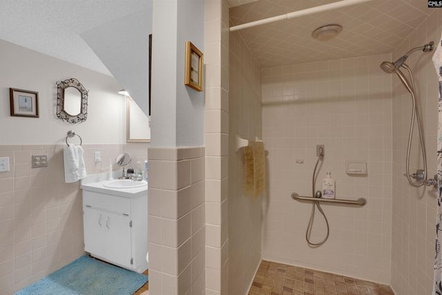 632 Sandbar Road, Chapin, SC 29036