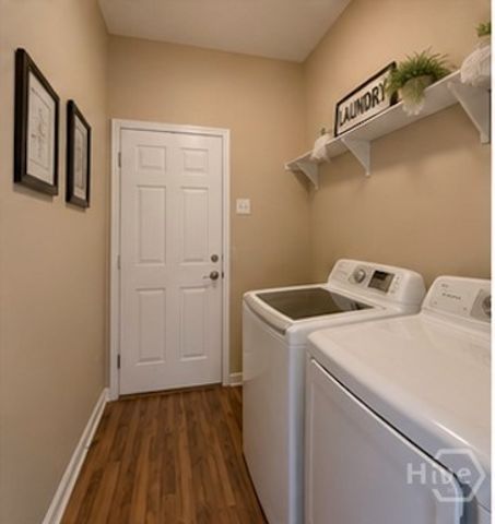 89 Blue Lake Street, Richmond Hill, GA 31324