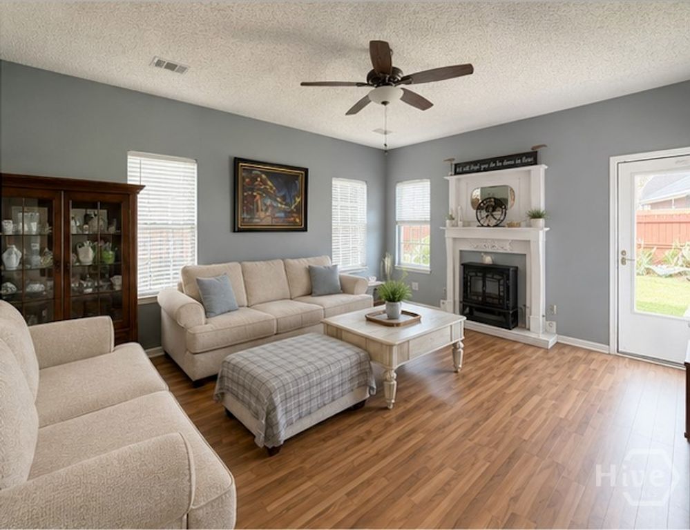 Image 6 of property listing at 89 Blue Lake Street, Richmond Hill, GA 31324