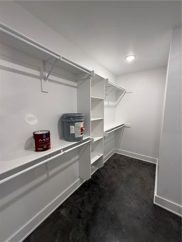 39 N Banner Avenue, Farmington, AR 72730