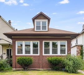 7339 S Evans Avenue, Chicago, IL 60619