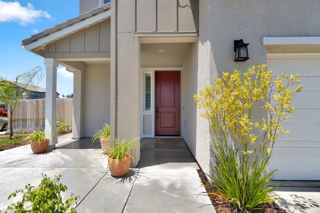770 S Argyle Avenue, Fowler, CA 93625