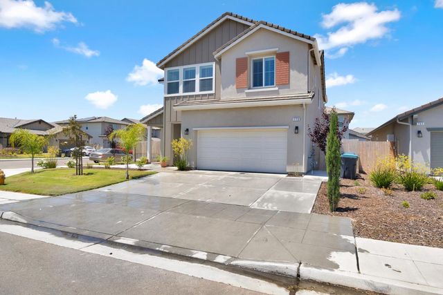 770 S Argyle Avenue, Fowler, CA 93625