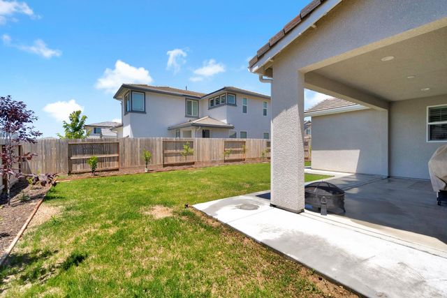 770 S Argyle Avenue, Fowler, CA 93625