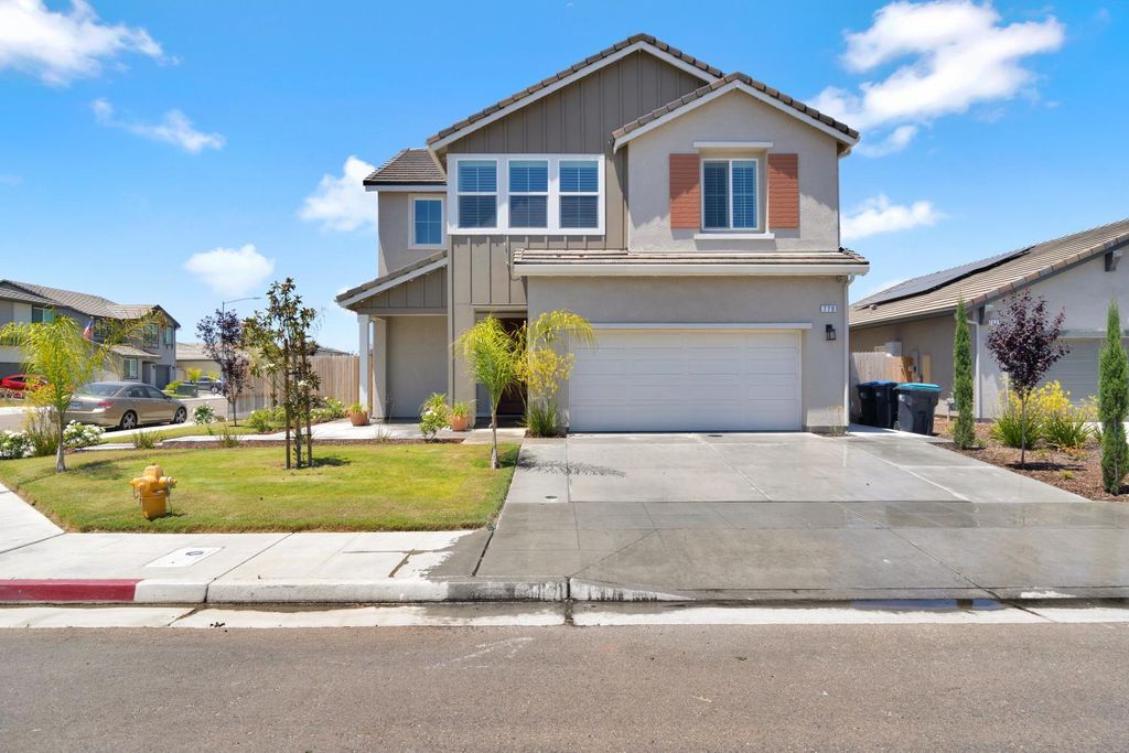 770 S Argyle Avenue, Fowler, CA 93625