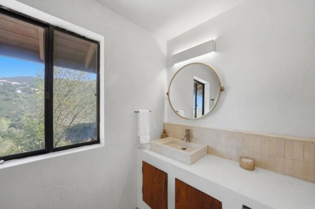 1140 Sloan Canyon Road, Jamul, CA 91935