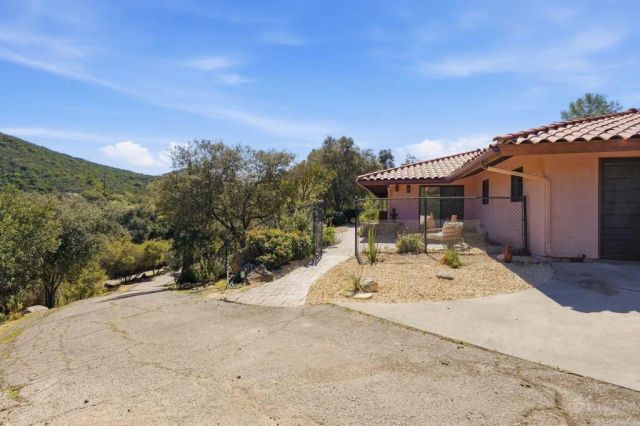 1140 Sloan Canyon Road, Jamul, CA 91935