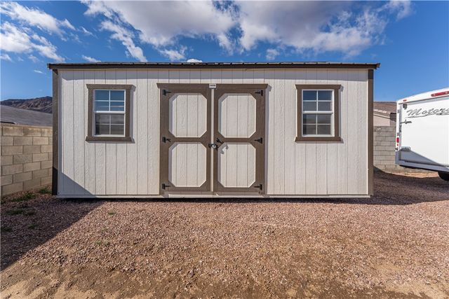 5475 Eagle View Road, Kingman, AZ 86409
