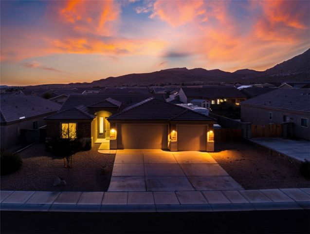 5475 Eagle View Road, Kingman, AZ 86409
