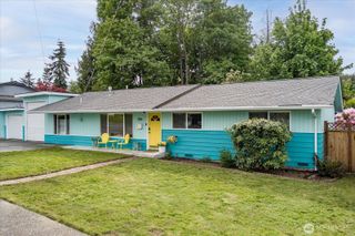 2106 E Avenue, Anacortes, WA 98221