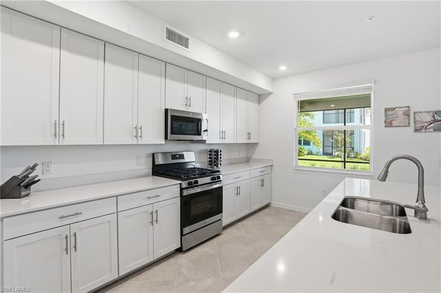 16529 KINGWOOD LN # 2511, Punta Gorda, FL 33982