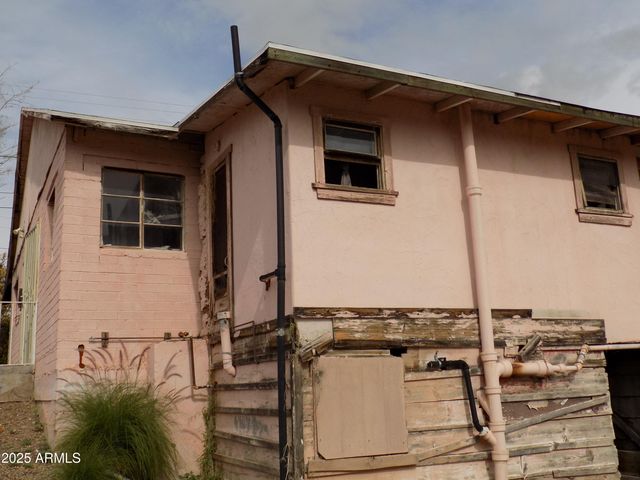 571 W PORPHYRY Street, Superior, AZ 85173