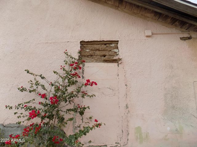 571 W PORPHYRY Street, Superior, AZ 85173