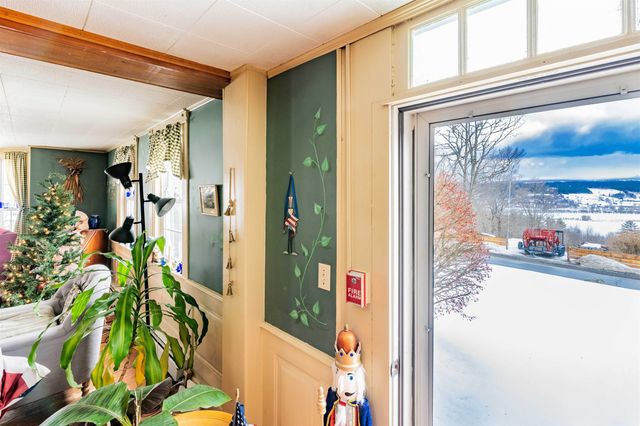 412 Dartmouth College Highway, Haverhill, NH 03765