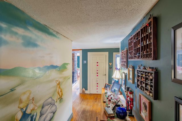 412 Dartmouth College Highway, Haverhill, NH 03765