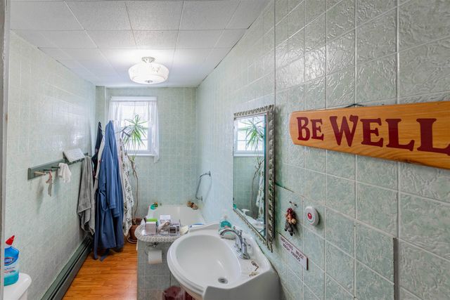 412 Dartmouth College Highway, Haverhill, NH 03765