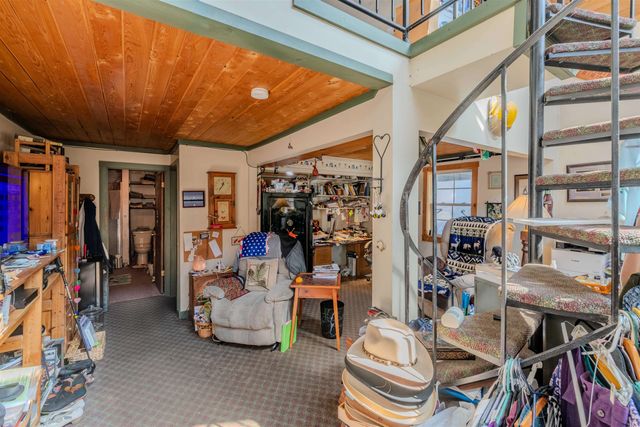 412 Dartmouth College Highway, Haverhill, NH 03765