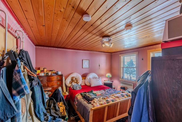 412 Dartmouth College Highway, Haverhill, NH 03765