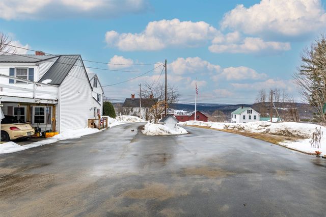 412 Dartmouth College Highway, Haverhill, NH 03765