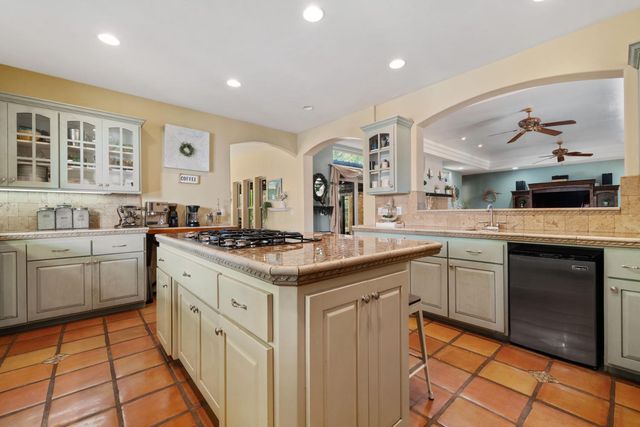 18892 Ellinwood Way, Jackson, CA 95642