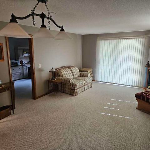 594 Tournament Circle 49, Norton Shores City, MI 49444