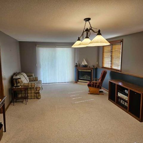 594 Tournament Circle 49, Norton Shores City, MI 49444