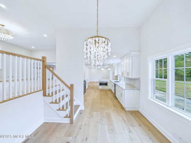 28 Patten Lane, Long Branch, NJ 07740