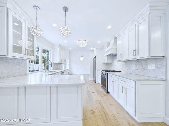 28 Patten Lane, Long Branch, NJ 07740