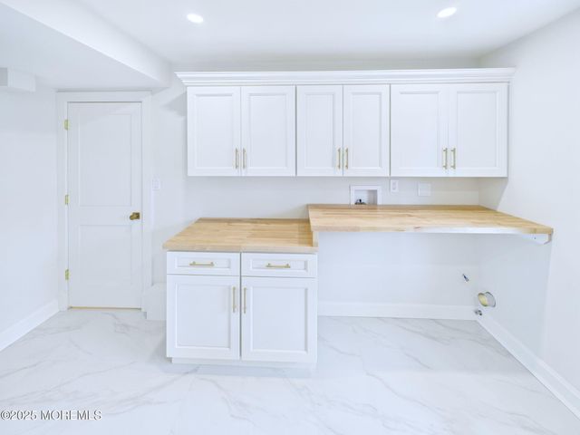 28 Patten Lane, Long Branch, NJ 07740