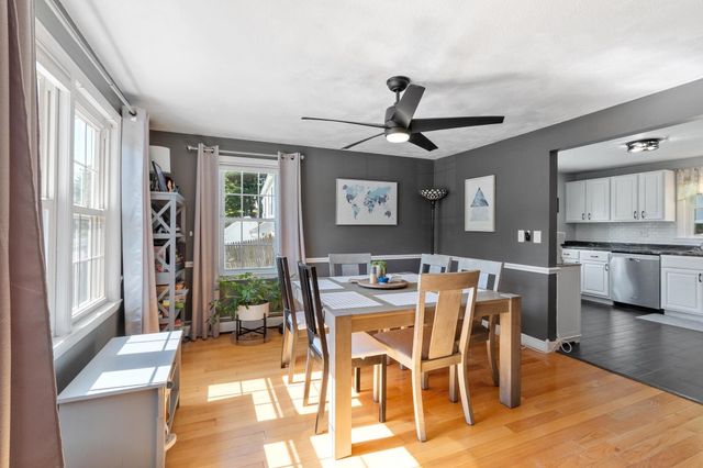 122 Westwood Drive, Nashua, NH 03062