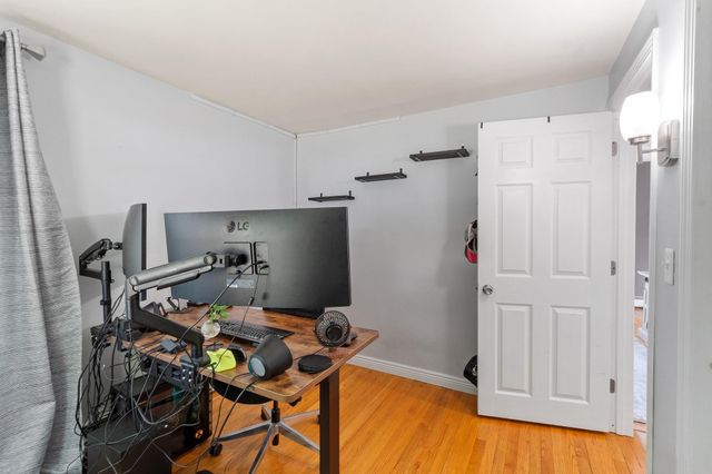 122 Westwood Drive, Nashua, NH 03062