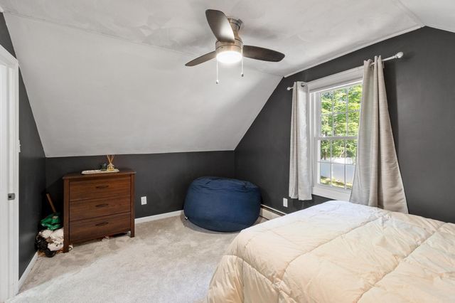 122 Westwood Drive, Nashua, NH 03062