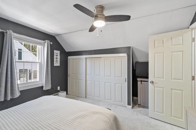 122 Westwood Drive, Nashua, NH 03062