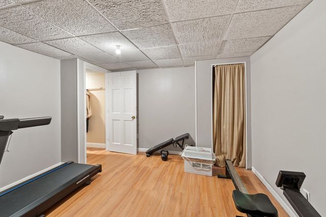 122 Westwood Drive, Nashua, NH 03062